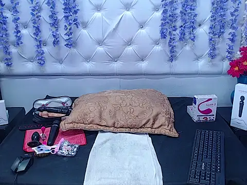 Brith Adams online show from 02-06-25, 02:33