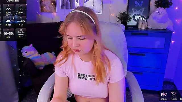 AlicePopsy online show from 10-29-25, 11:23