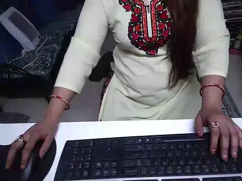 Snapshot of Arushisingh8888 chatting on 01-23-25, 10:11 Arushisingh8888 online show from 01-23-25, 10:11