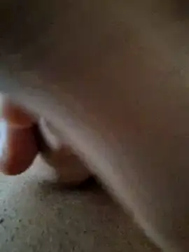 Snapshot of TheAngelsXX chatting on 10-28-25, 02:31 TheAngelsXX online show from 10-28-25, 02:31