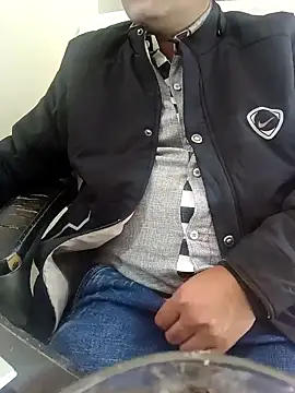 Hot-man39 online show from 12-06-24, 07:32