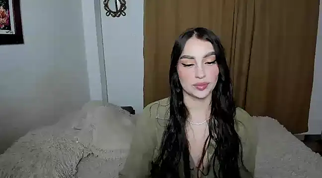 teseo and afroditha  online show from 03-14-25, 04:32