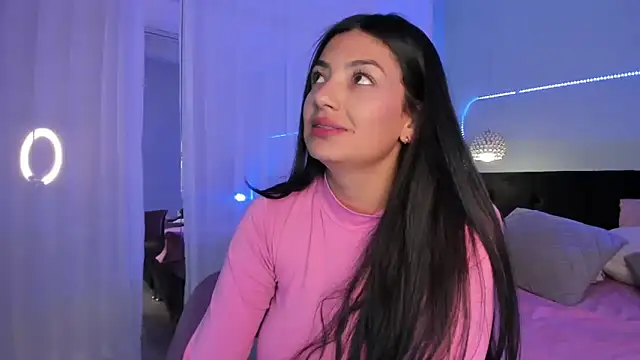 EvaaStevens online show from 02-05-25, 06:04