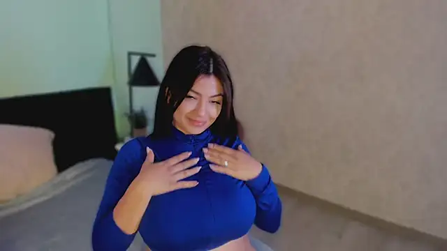 EvaaStevens online show from 11-18-25, 12:31