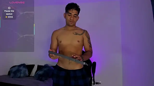 valentino santoss online show from 02-13-26, 06:37