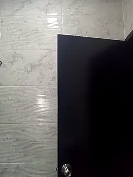 Snapshot of _elektrah chatting on 09-15-25, 05:40  elektrah online show from 09-15-25, 05:40