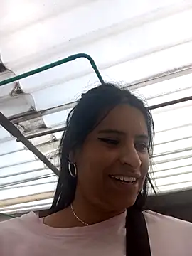 Snapshot of _elektrah chatting on 09-22-25, 09:06  elektrah online show from 09-22-25, 09:06