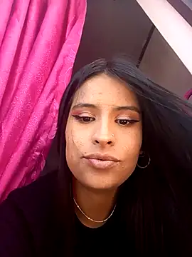 Snapshot of _elektrah chatting on 10-02-25, 07:10  elektrah online show from 10-02-25, 07:10