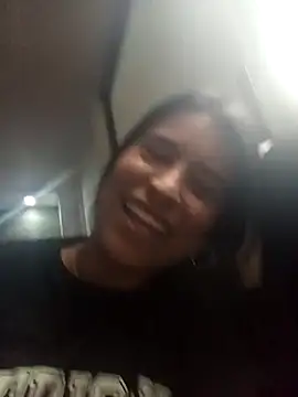 Snapshot of _elektrah chatting on 10-17-25, 08:11  elektrah online show from 10-17-25, 08:11