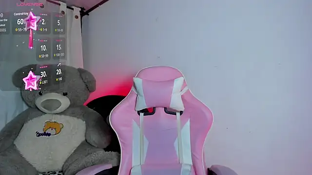 Snapshot of _elektrah chatting on 10-28-25, 12:25  elektrah online show from 10-28-25, 12:25