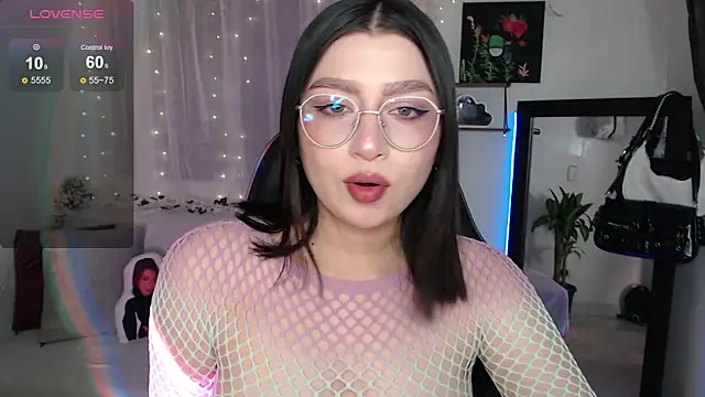 mily thomson b  online show from 09-30-25, 01:54