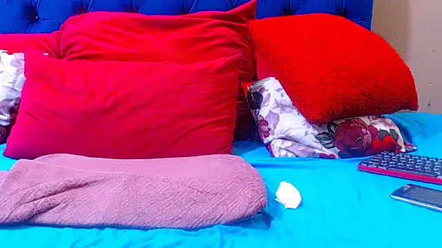 ebonycandy10 online show from 01-10-26, 05:20