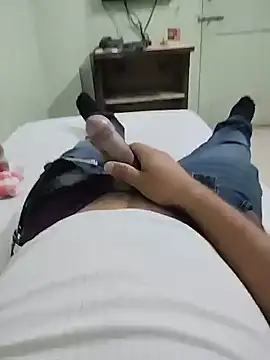 Snapshot of DADDY69SS chatting on 02-21-26, 11:44 DADDY69SS online show from 02-21-26, 11:44