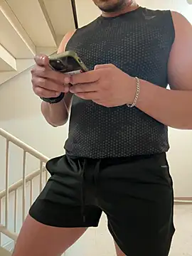 Snapshot of charlie_s2534 chatting on 07-15-26, 04:07 charlie s2534 online show from 07-15-26, 04:07