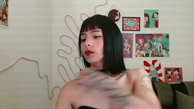 Snapshot of Kind_Scarlett chatting on 03-07-25, 10:24 Kind Scarlett online show from 03-07-25, 10:24