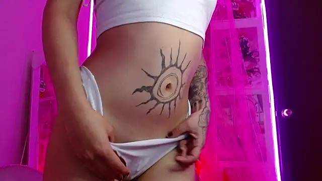 Snapshot of Kind_Scarlett chatting on 09-17-25, 09:27 Kind Scarlett online show from 09-17-25, 09:27