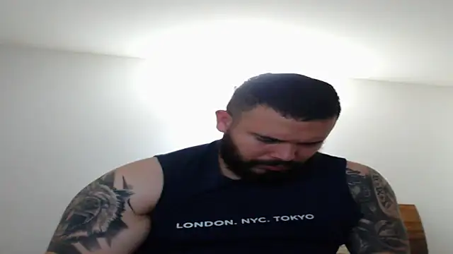 alexandergranda71 online show from 02-07-25, 11:24