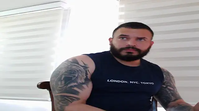 alexandergranda71 online show from 02-09-25, 06:16