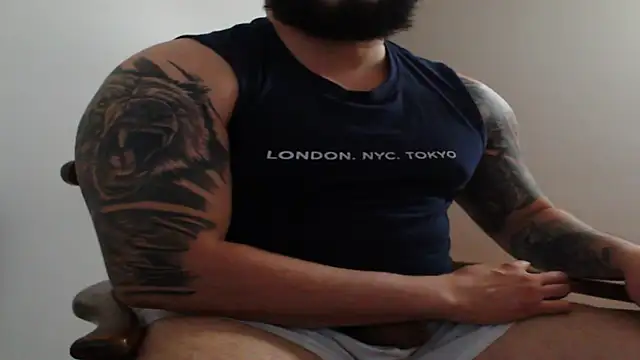 alexandergranda71 online show from 03-05-25, 12:16