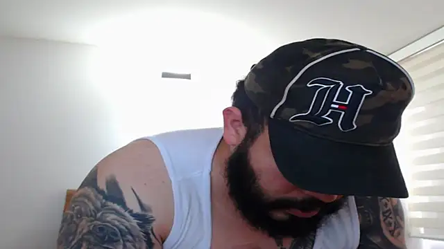 alexandergranda71 online show from 03-19-25, 04:02