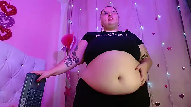 HECATE 23 online show from 04-18-26, 01:26