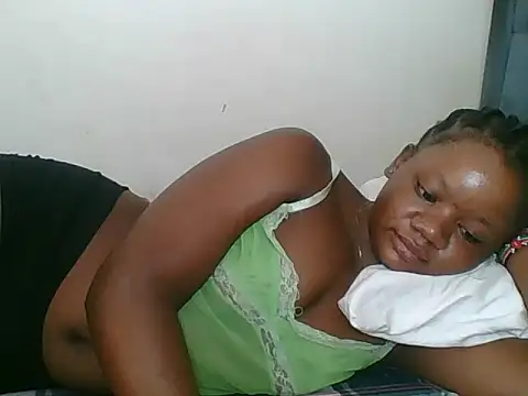HotJeylee online show from 06-15-26, 11:23