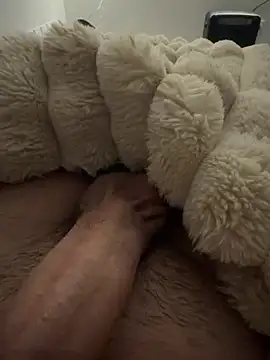 Snapshot of fuckitzer chatting on 02-14-26, 10:17 fuckitzer online show from 02-14-26, 10:17