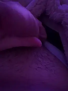 Snapshot of fuckitzer chatting on 02-15-26, 08:27 fuckitzer online show from 02-15-26, 08:27