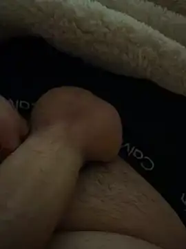 Snapshot of fuckitzer chatting on 05-22-26, 08:25 fuckitzer online show from 05-22-26, 08:25