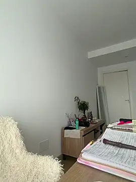 streetdoll online show from 02-10-26, 08:18