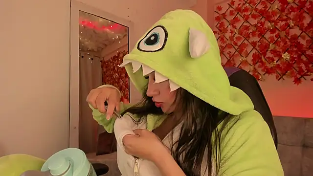 Sweet Candies online show from 03-01-25, 12:39