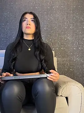 PaulinaDuarte online show from 03-18-26, 12:19