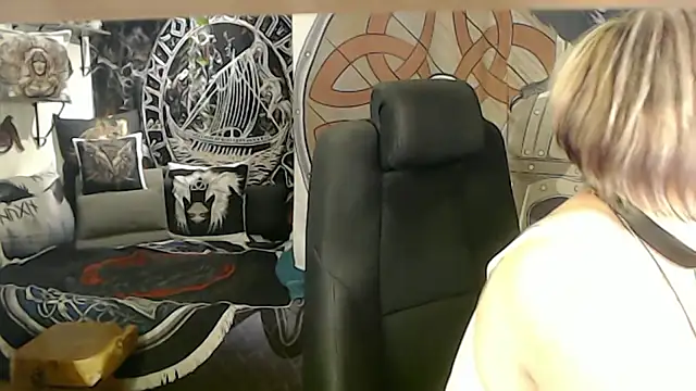 TittenMichelle online show from 05-21-26, 06:48