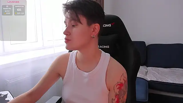 Snapshot of JessieFlower chatting on 11-22-25, 09:30 JessieFlower online show from 11-22-25, 09:30