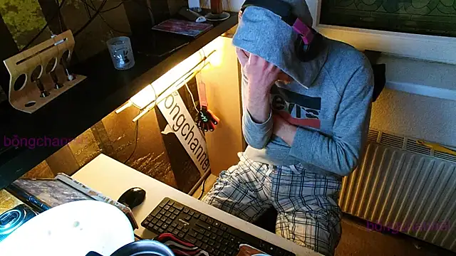 BongChannel online show from 01-08-25, 05:16