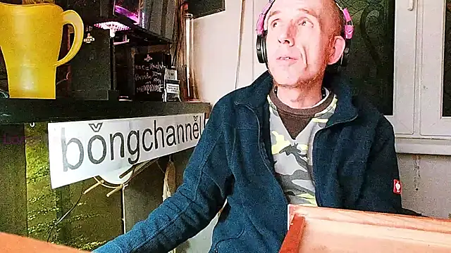 BongChannel online show from 01-26-25, 03:27