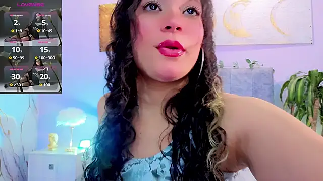 Lana stone  online show from 04-19-26, 04:01