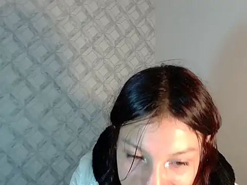 Emma-Wilson online show from 03-07-26, 04:42