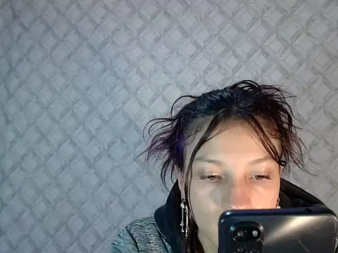 Emma-Wilson online show from 03-31-26, 12:05