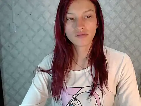 Emma-Wilson online show from 06-17-26, 04:04
