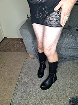 ellie-tv online show from 10-31-25, 06:09