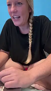 MoniqueLaFee online show from 07-23-26, 07:28