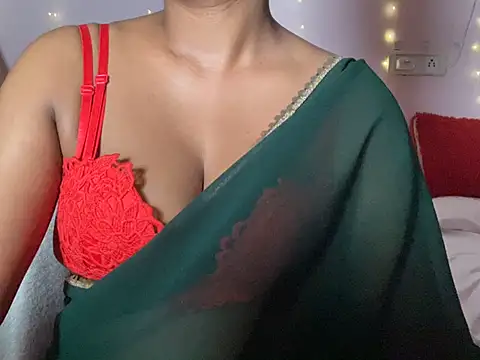 Snapshot of Sexy_trisha__7 chatting on 06-11-26, 12:43 Sexy trisha 7 online show from 06-11-26, 12:43