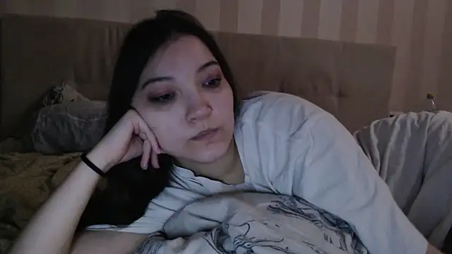 Snapshot of AlisaDevis chatting on 05-10-26, 12:10 AlisaDevis online show from 05-10-26, 12:10