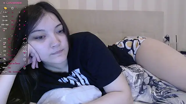 AlisaDevis online show from 07-12-26, 06:04