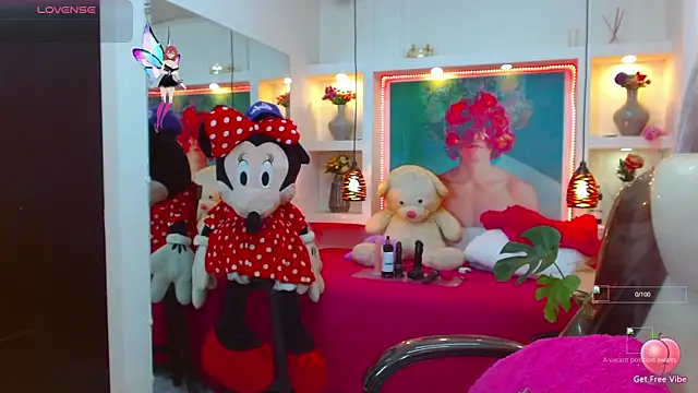 lorenapinto online show from 10-22-25, 01:50