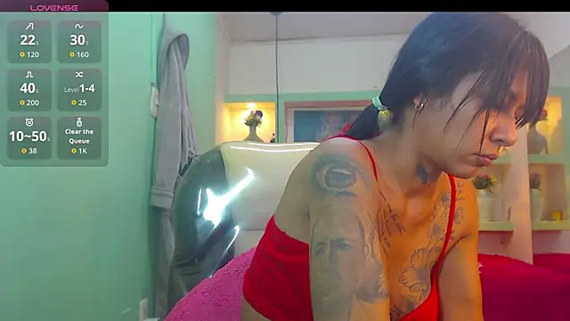 lorenapinto online show from 05-23-26, 03:45