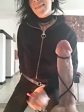 freyamoret online show from 01-08-25, 09:32