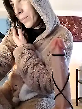 freyamoret online show from 01-21-25, 08:08