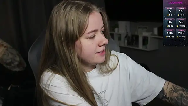 candy maggie online show from 01-13-25, 05:12